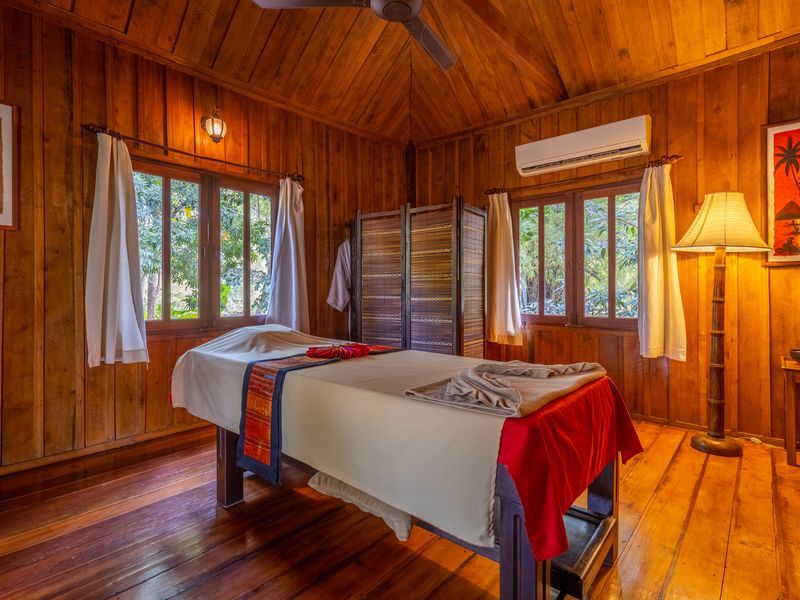 Massage room at La Folie