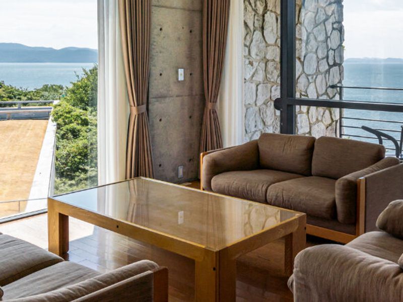 Suite with sea view at Benesse House