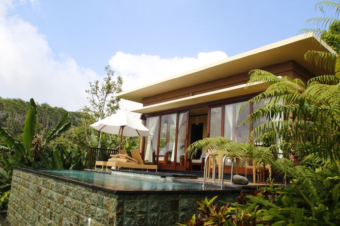 One bedroom pool villa