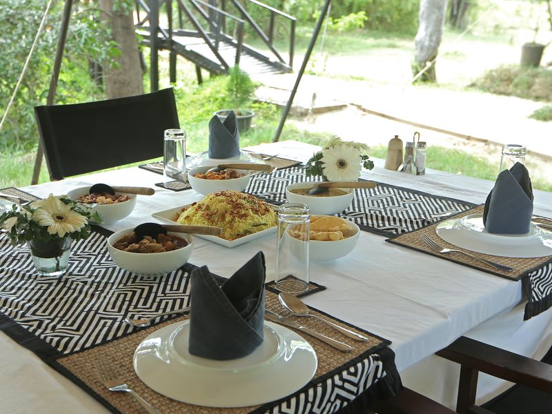 Alfresco Dining