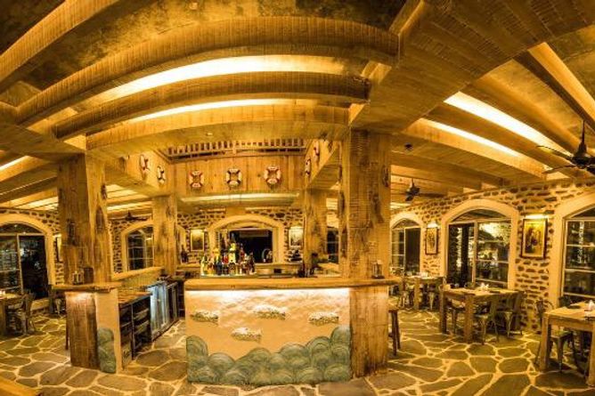The Waves bar