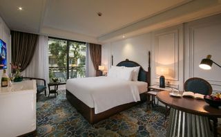 Oriental Jade Hotel