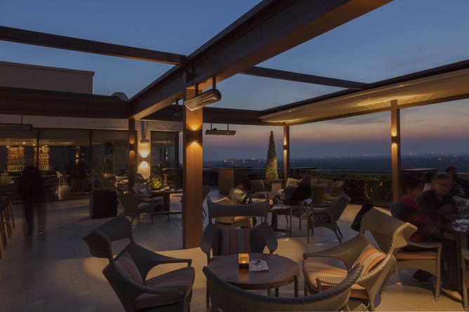 Cirrus 9 rooftop bar