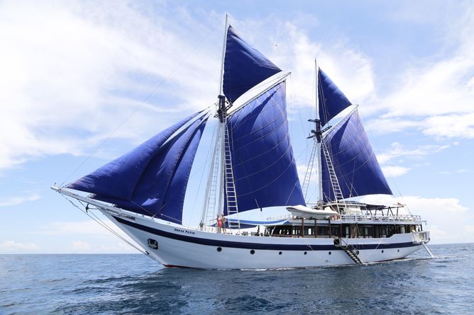 The Ombak Putih