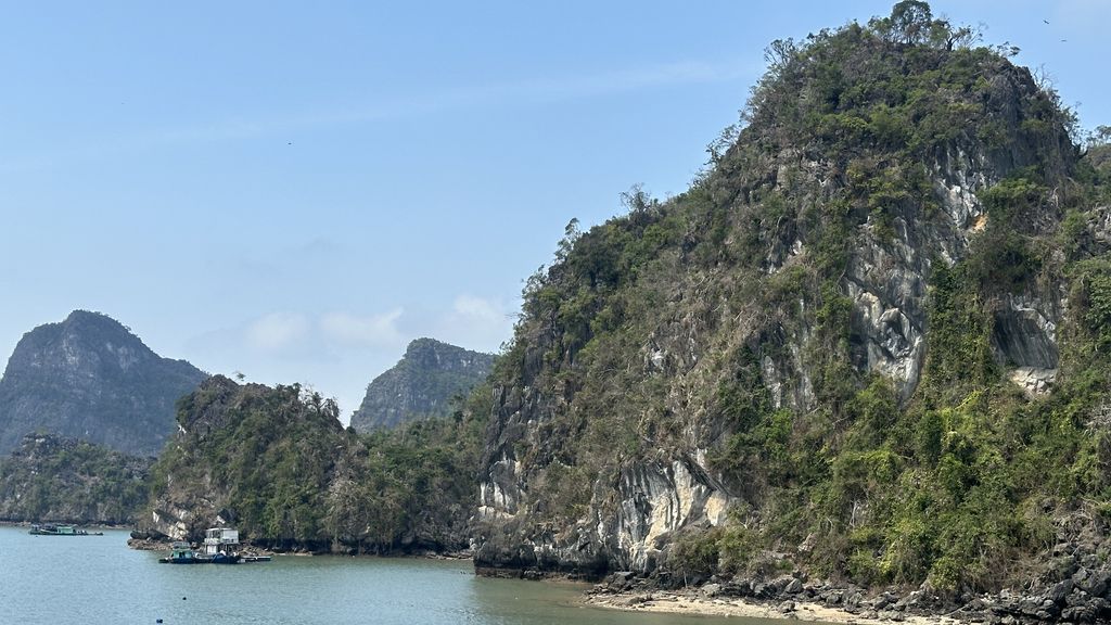 Rocky islands in Lan Ha Bay