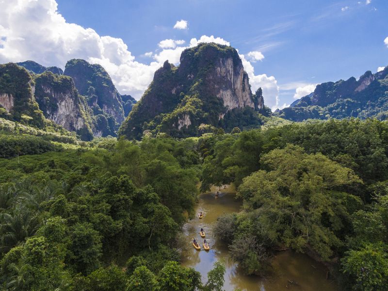 Khao Sok kayaking