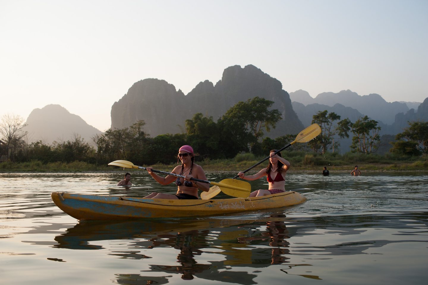 Kayak in Vang Vieng