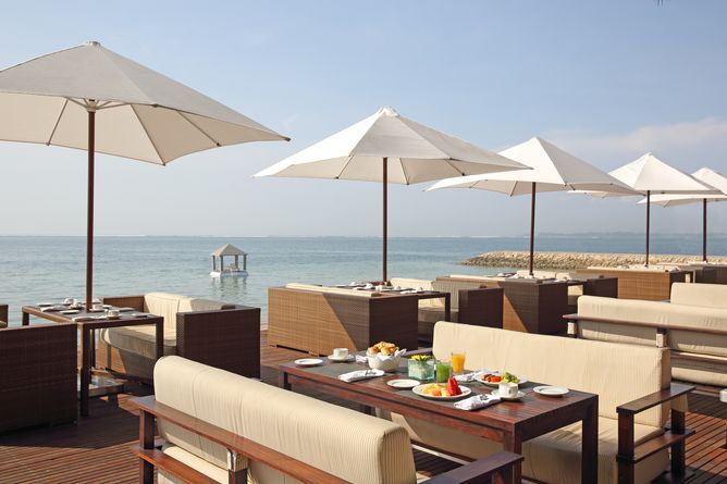 Lounge By The Sea