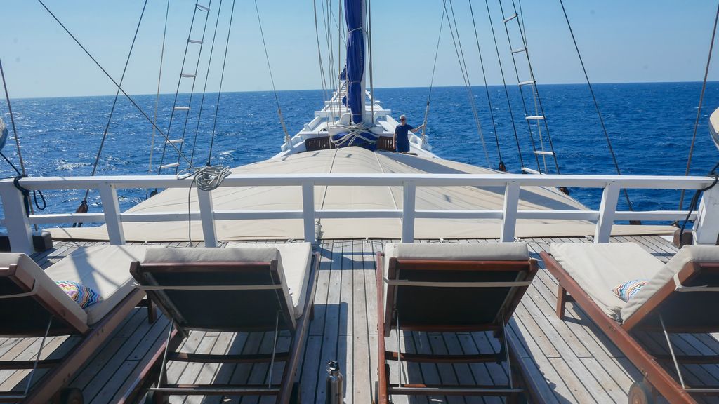 SeaTrek sailing Indonesia