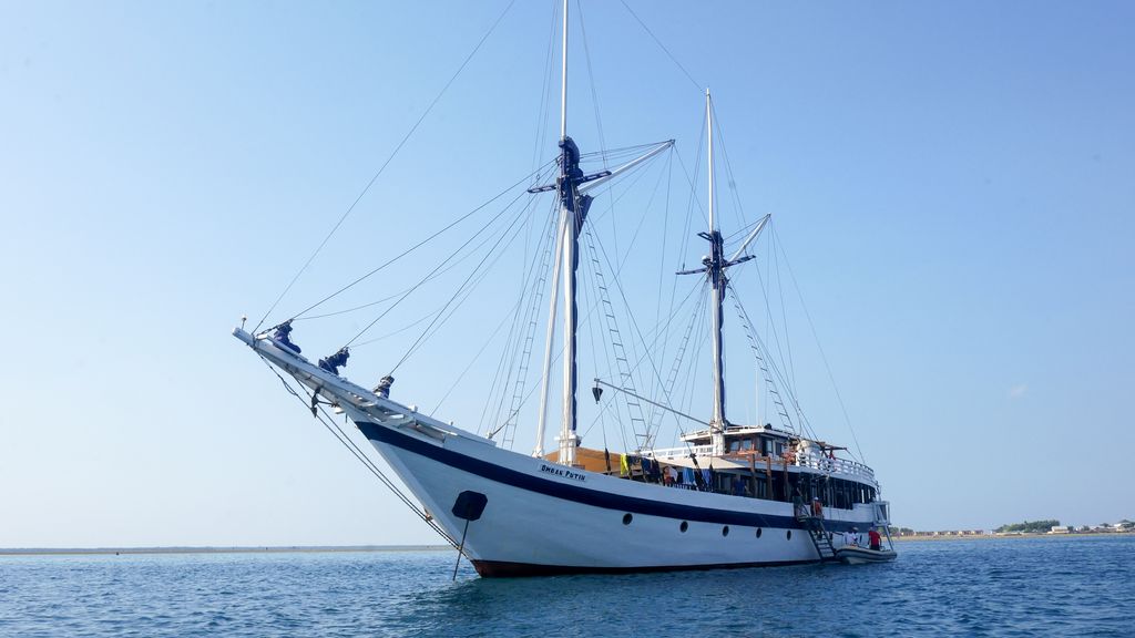 SeaTrek cruise Indonesia