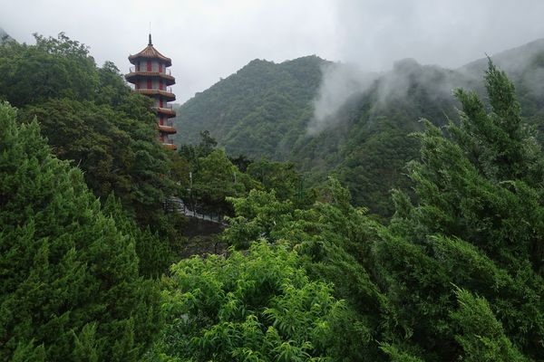 Crossing the chasm - Taroko National Park, Taiwan