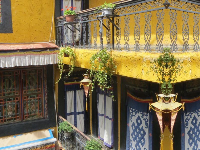House of Shambhala, Lhasa