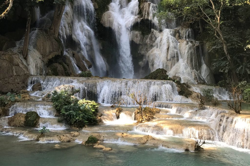 Kuang si falls