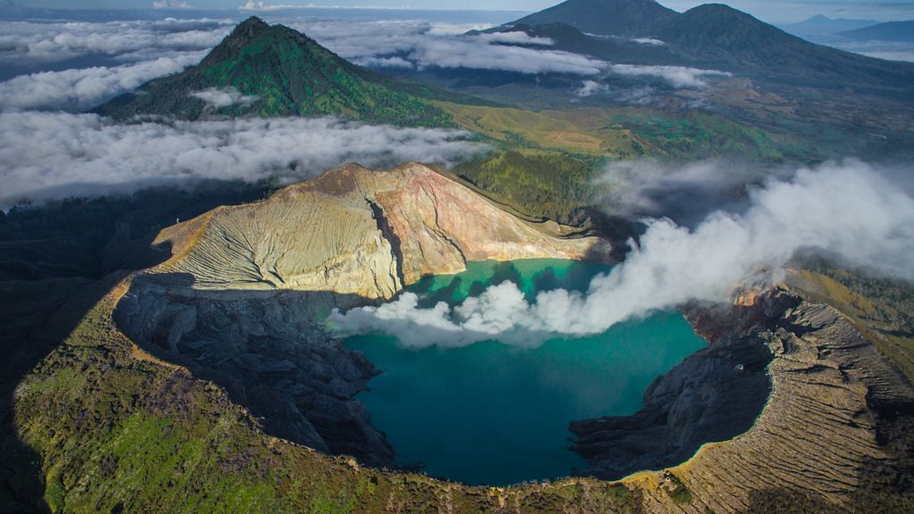 East Java’s Ijen Crater, Indonesia | Selective Asia