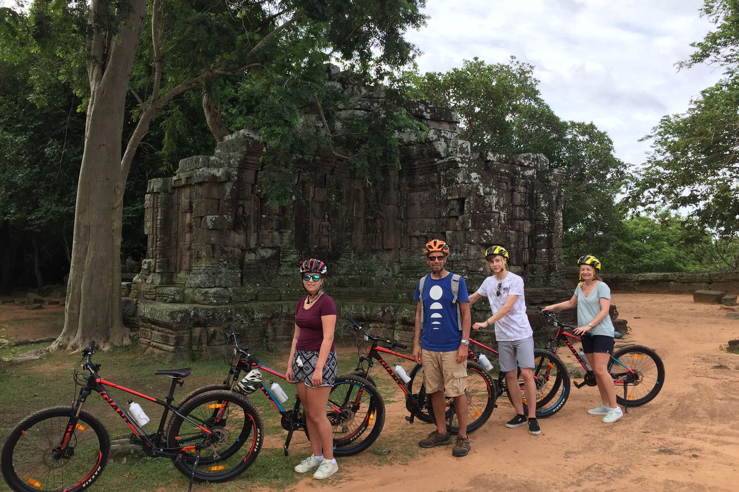 Angkor cycling