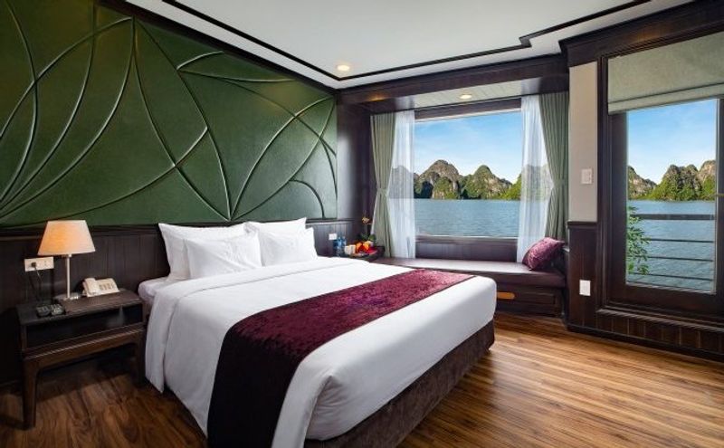 Deluxe cabin with balcony