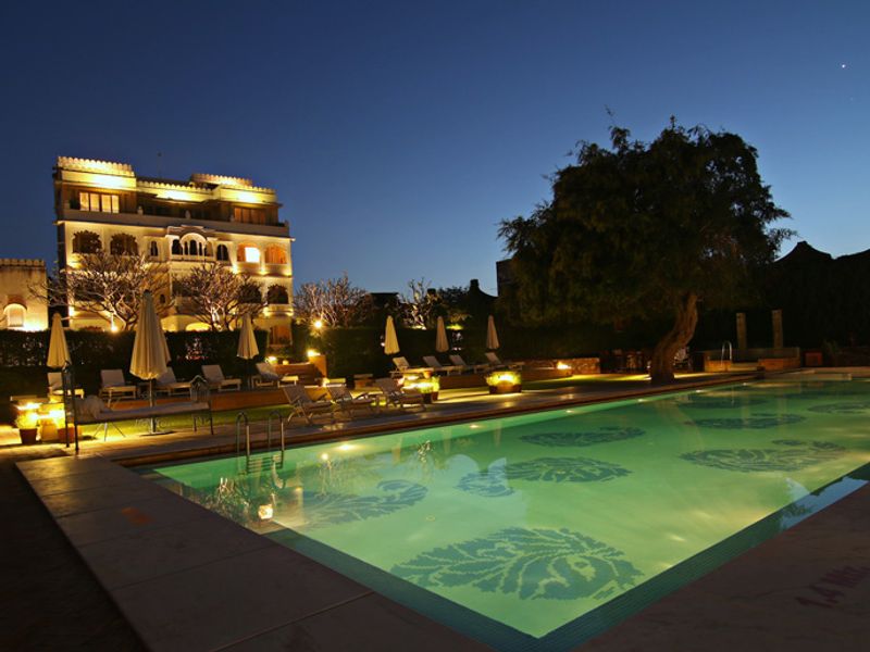 Rawla Narlai pool