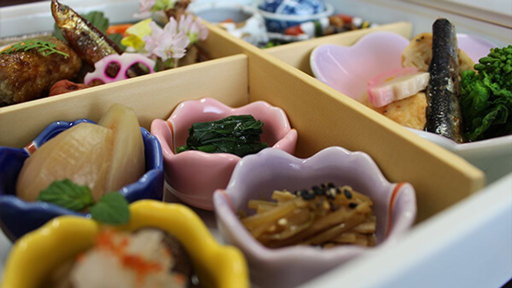 Bento breakfast at Wanoi Kakunodate, Japan