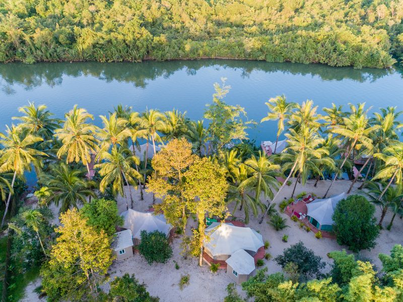 Four Rivers floating lodge aerial view