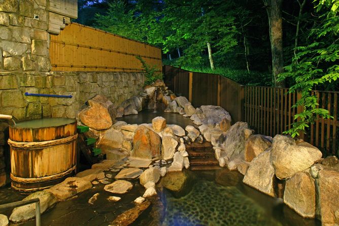 Outside bath