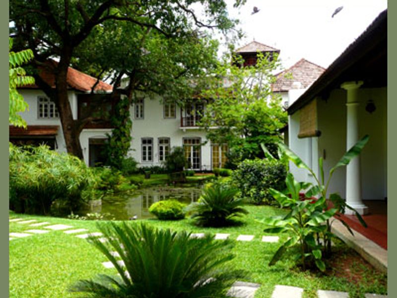 Gardens at the Old Harbour Hotel