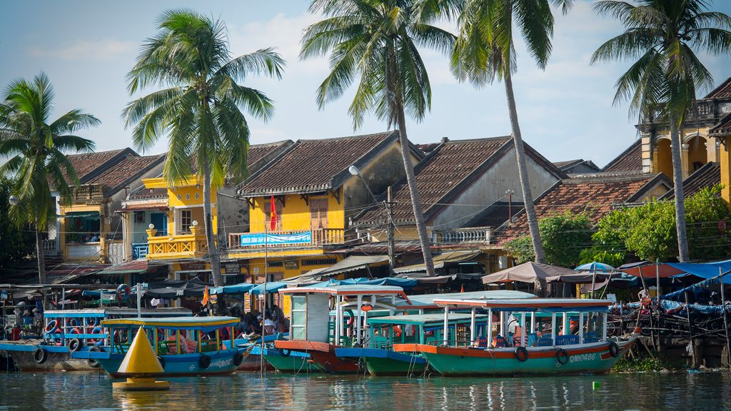 Hoi An riverside