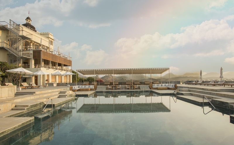 Swimming pool