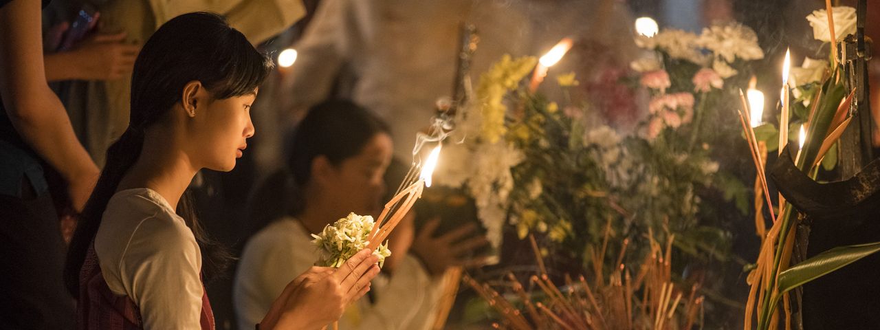 Alms giving laos