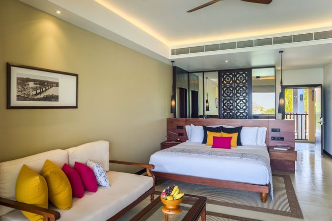 Pool view room