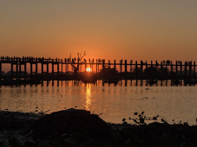 U bein Bridge sunset